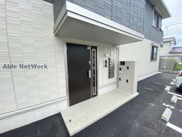 ロベッタの物件外観写真