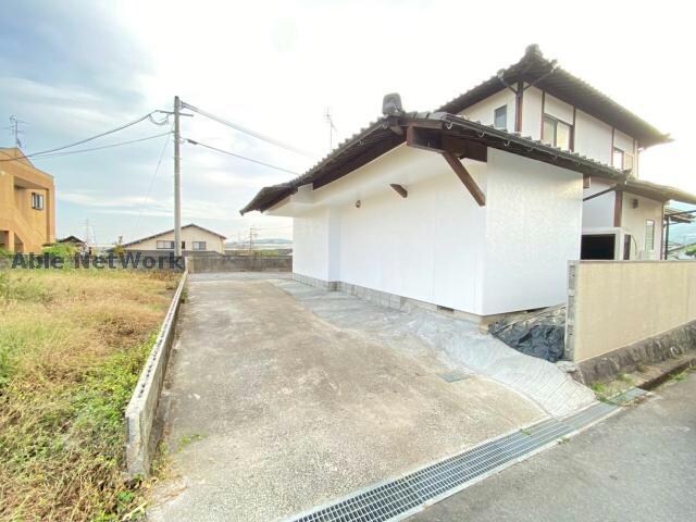 植木木留貸家の物件外観写真