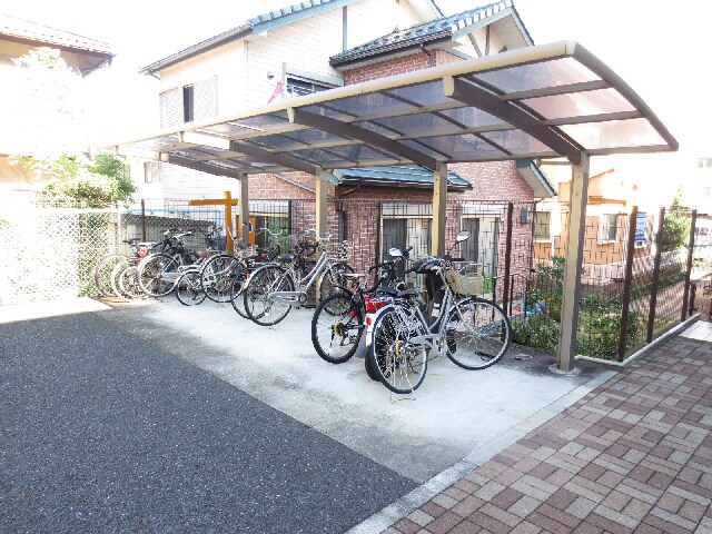 石山駅 徒歩11分 4階の物件外観写真