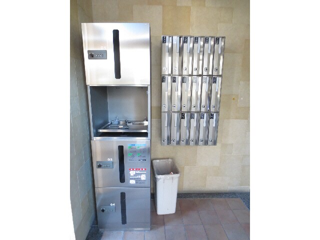 石山駅 徒歩11分 4階の物件外観写真