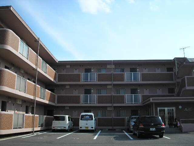 アプローズの物件外観写真