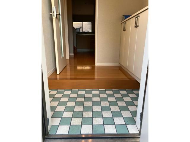 メゾネット・ゼゼの物件内観写真