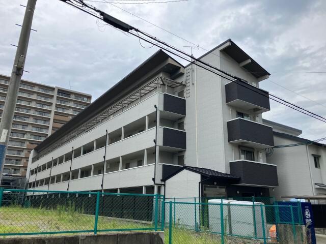 アークリード大津の物件外観写真