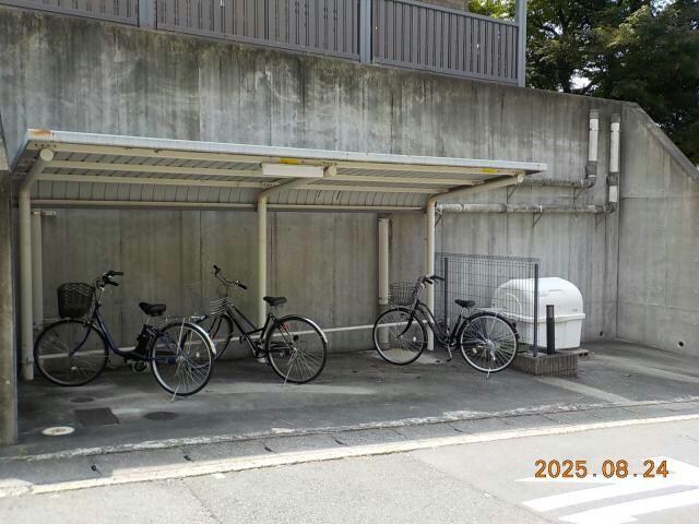 ラクロス桃山御陵の物件外観写真