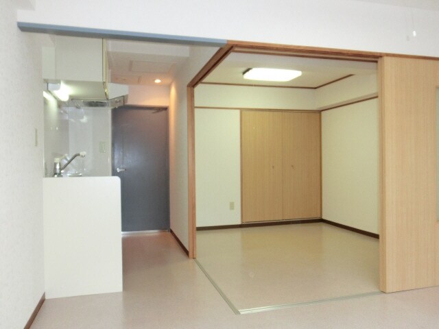 カーサ雅元町の物件内観写真