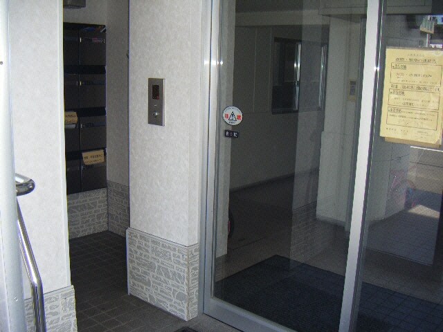 カーサ雅元町の物件外観写真