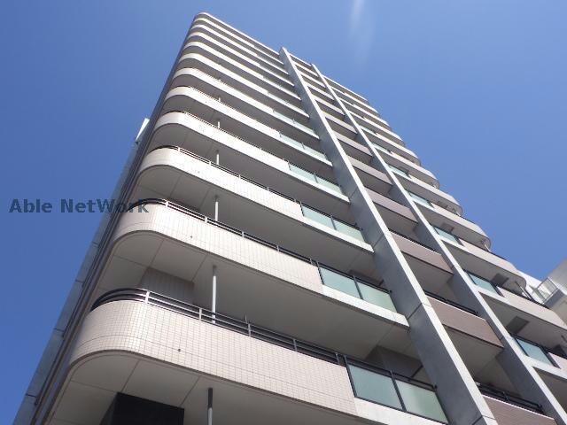 メープル元町の物件外観写真