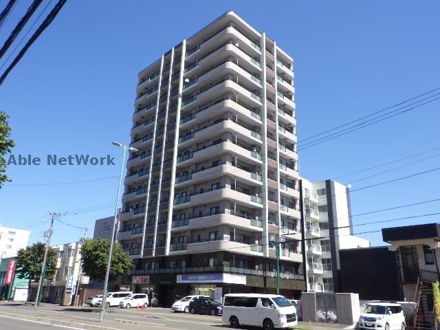 メープル元町の物件外観写真