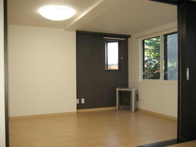 グラムール南平岸の物件内観写真