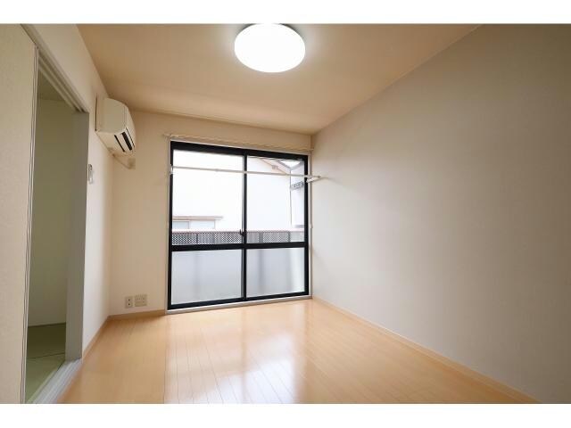 ジャンヌダルクの物件内観写真