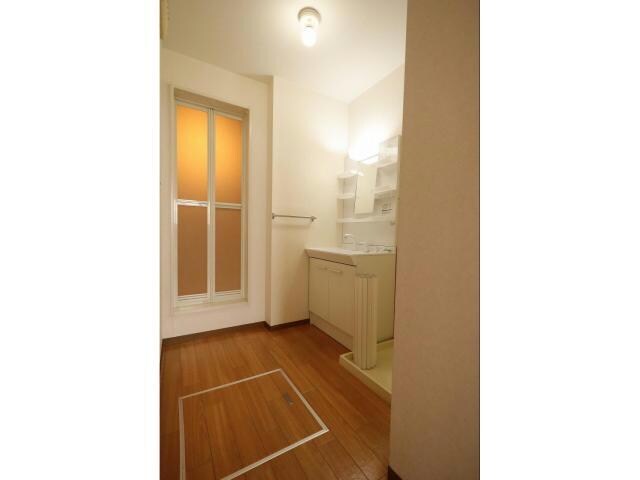 シャトレー緑ヶ丘の物件内観写真