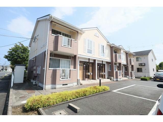 クリアースカイの物件外観写真