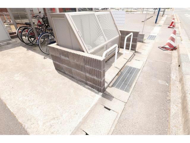 クーランデールの物件外観写真