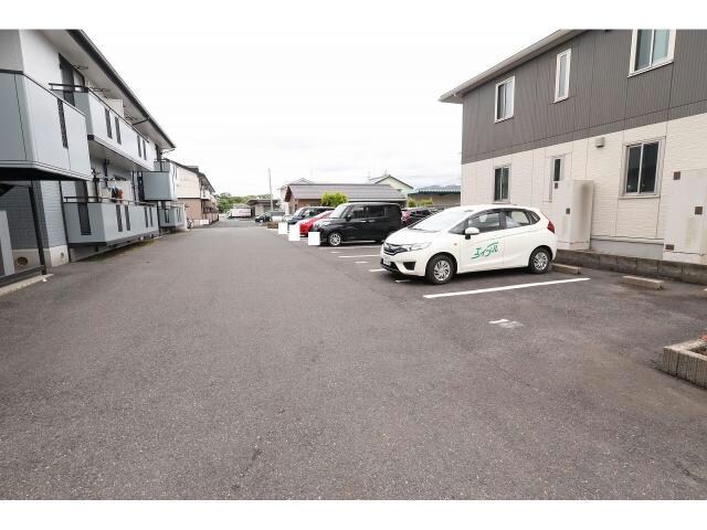 ブランドールHの物件外観写真