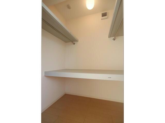 リビングタウン浜坂の物件内観写真