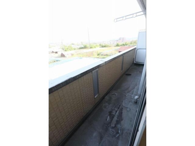 リビングタウン浜坂の物件内観写真