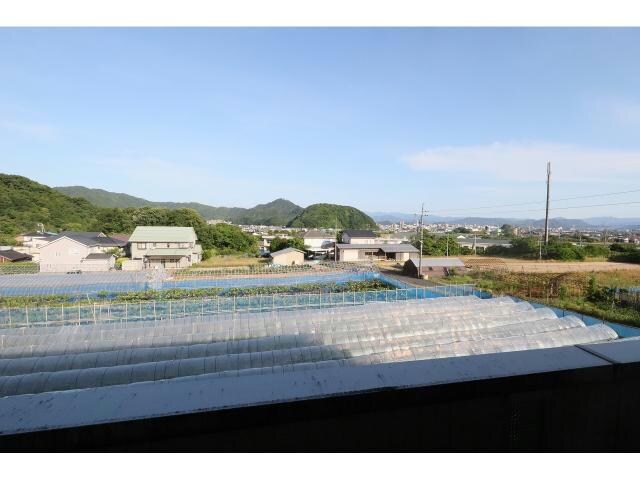 リビングタウン浜坂の物件内観写真