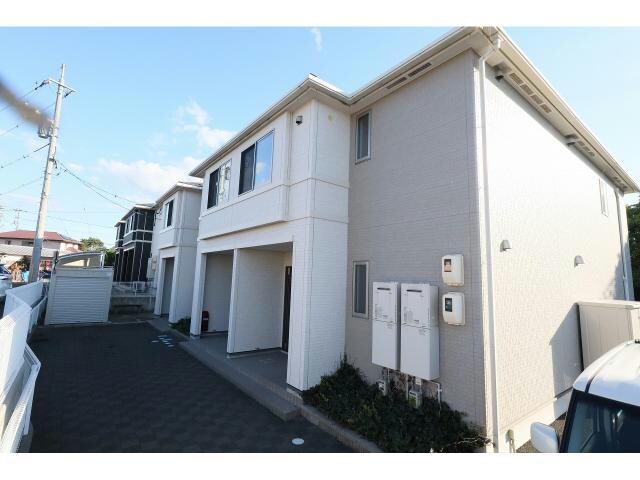 レークガーデンの物件外観写真