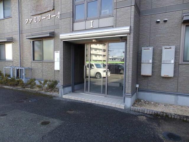 ファミリーコーポの物件外観写真