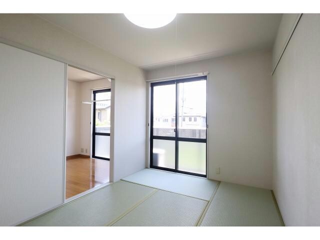 ヴィラヴェルディ34の物件内観写真