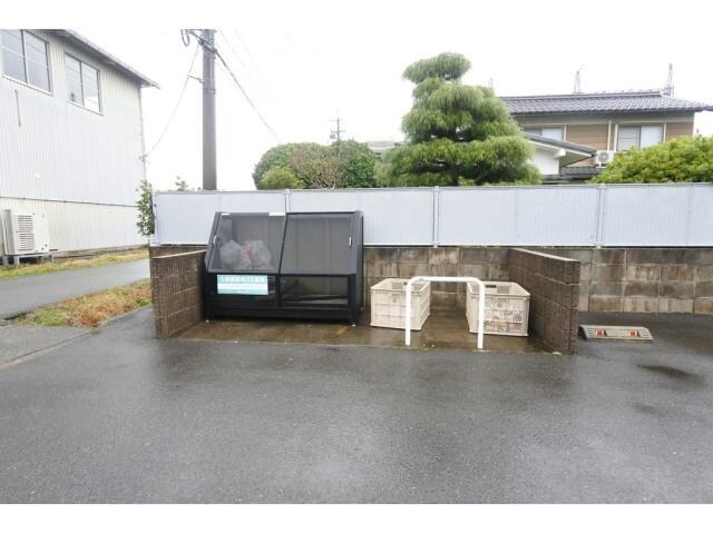 レチエ吉成Aの物件外観写真