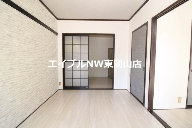 プランドール高屋の物件内観写真