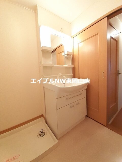 グランエスタードの物件内観写真