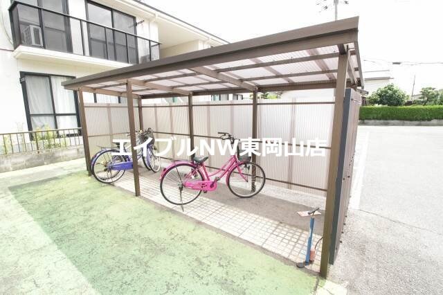 グランヴィア　Ｂ棟の物件外観写真