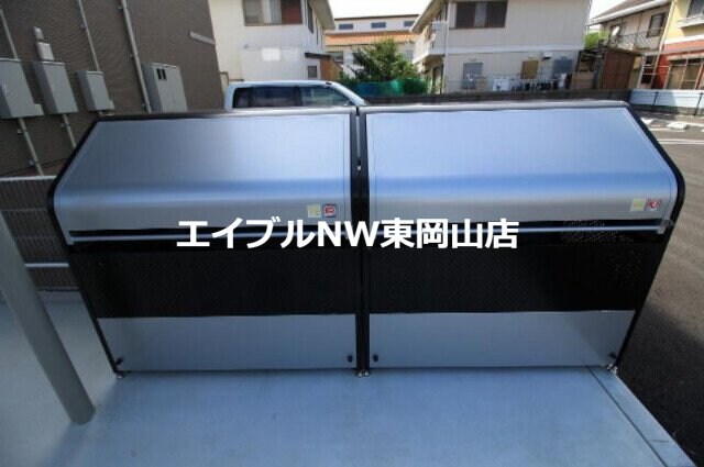 プレイス　ワンの物件外観写真