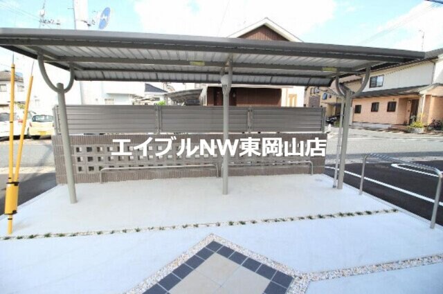 プレイス　ワンの物件外観写真