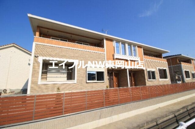 ウィステリア・ロジェＢ棟の物件外観写真