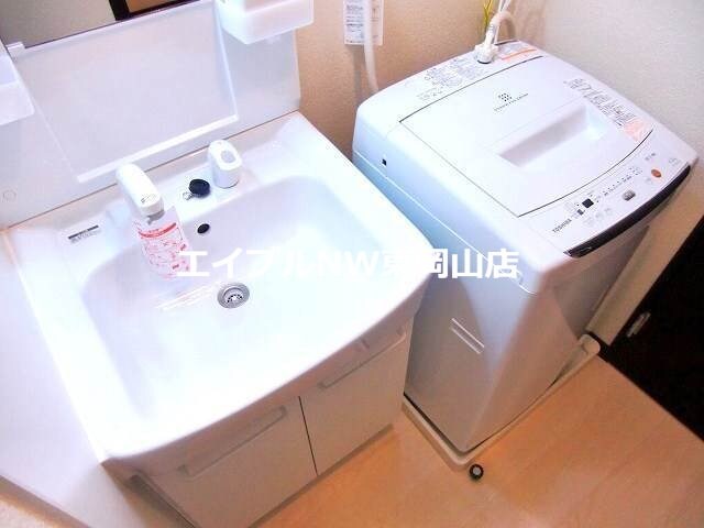 レオネクストブルーム長船の物件内観写真