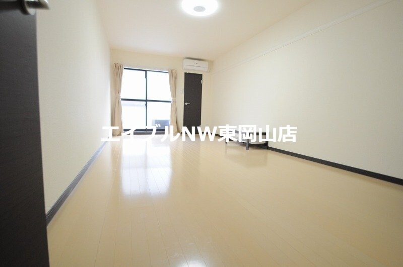 クレイノレガーレ長船の物件内観写真