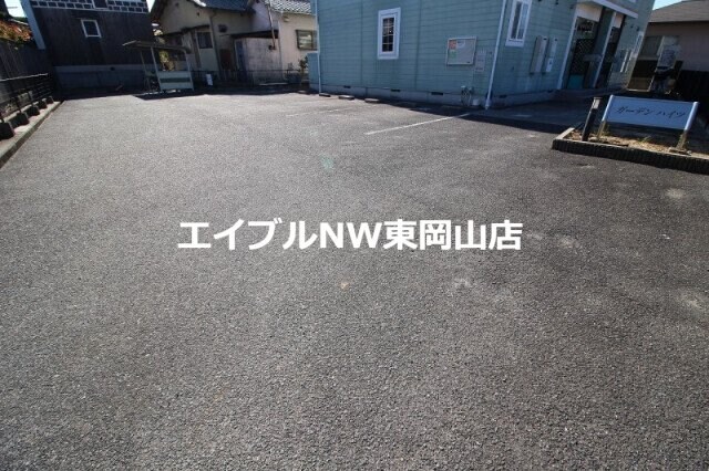 ガーデンハイツの物件外観写真