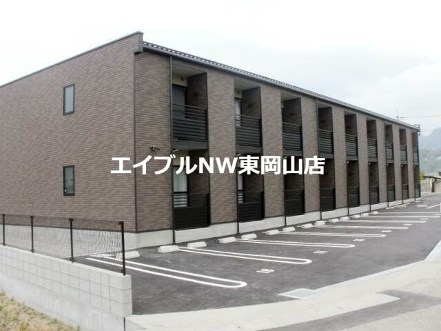 レオネクストブルーム長船の物件外観写真