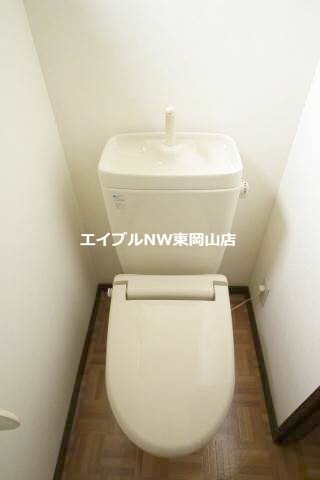 スリーサンズの物件内観写真