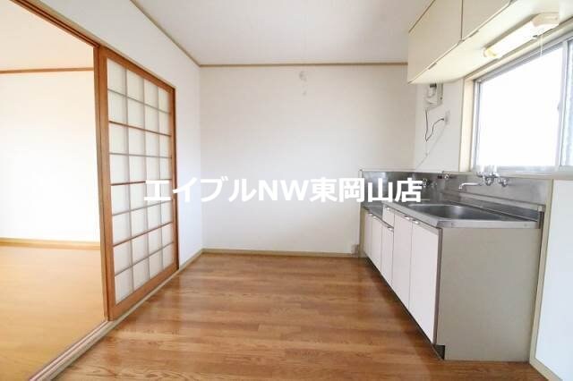 コーポ西崎の物件内観写真