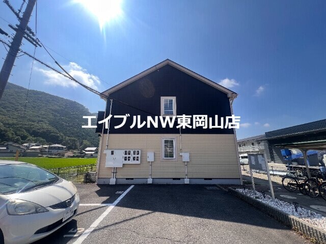 クレストール牟佐の物件外観写真