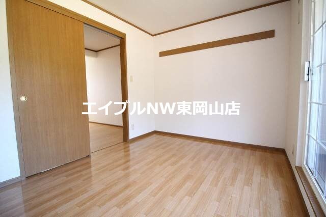 クレストール牟佐の物件内観写真