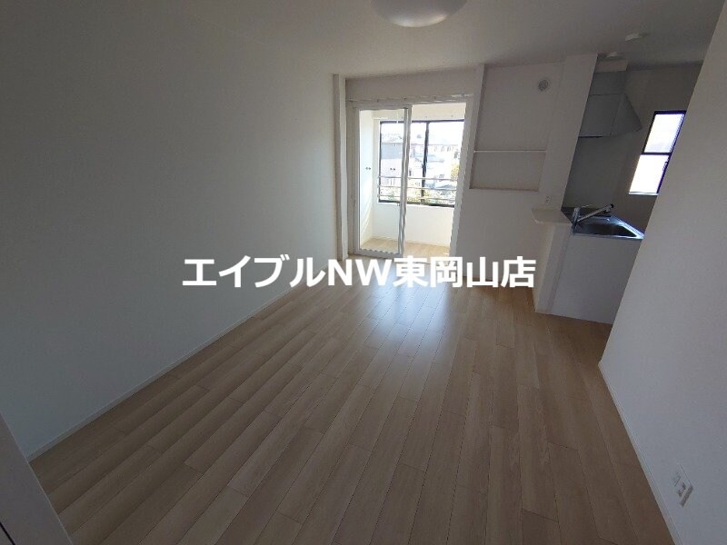 ウィステリア・メドウの物件内観写真