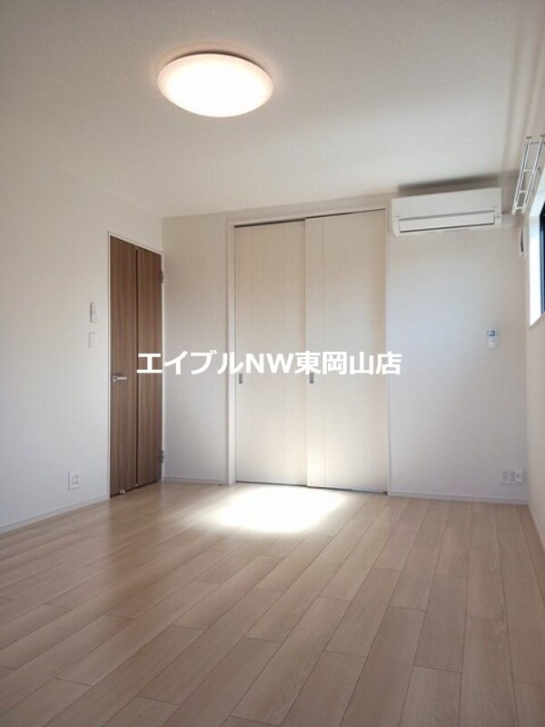 ウィステリア・メドウの物件内観写真