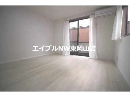 エレガントライフの物件内観写真