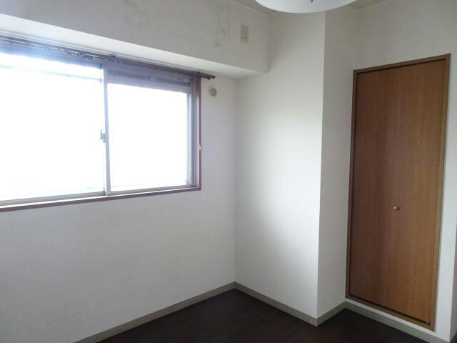 麻里布ガーデンプレイスの物件内観写真