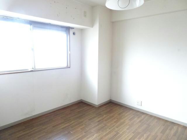 麻里布ガーデンプレイスの物件内観写真