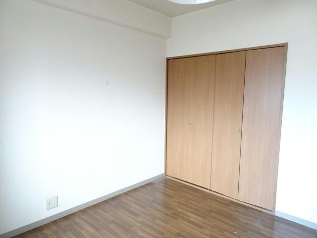 麻里布ガーデンプレイスの物件内観写真