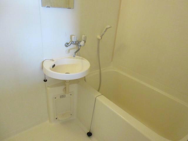 ｃｏｍｏｄｏマリフの物件内観写真