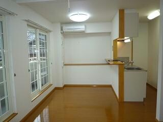 プリムローズ御庄の物件内観写真