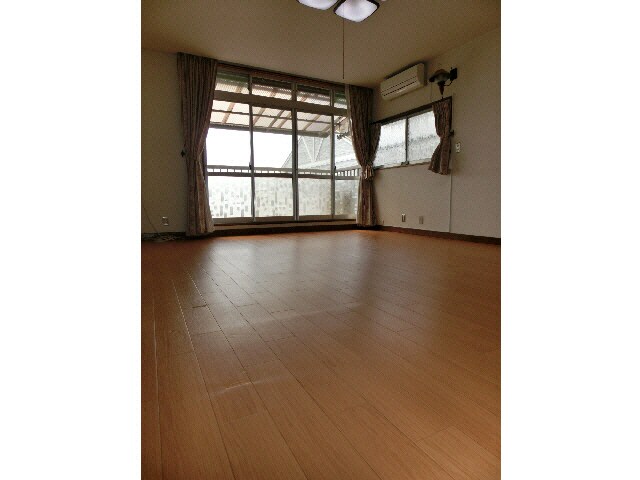 二宮様貸家の物件内観写真