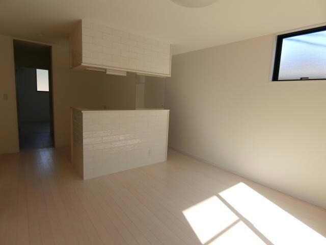 サン トロ ポローニアの物件内観写真