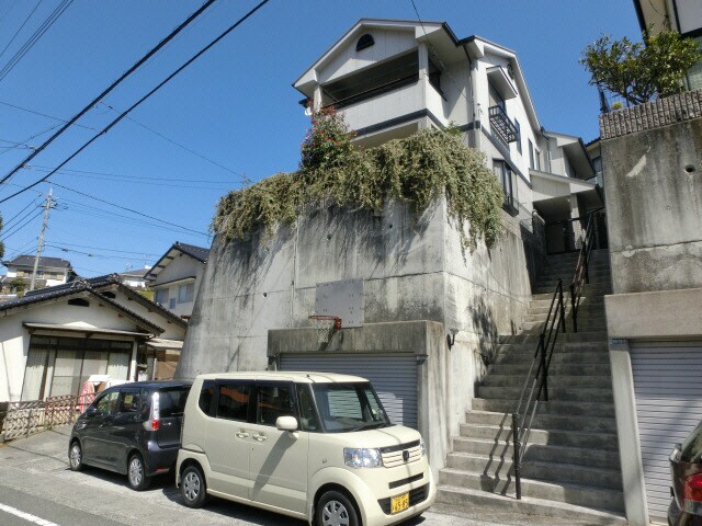 勝矢様貸家（南岩国）の物件外観写真
